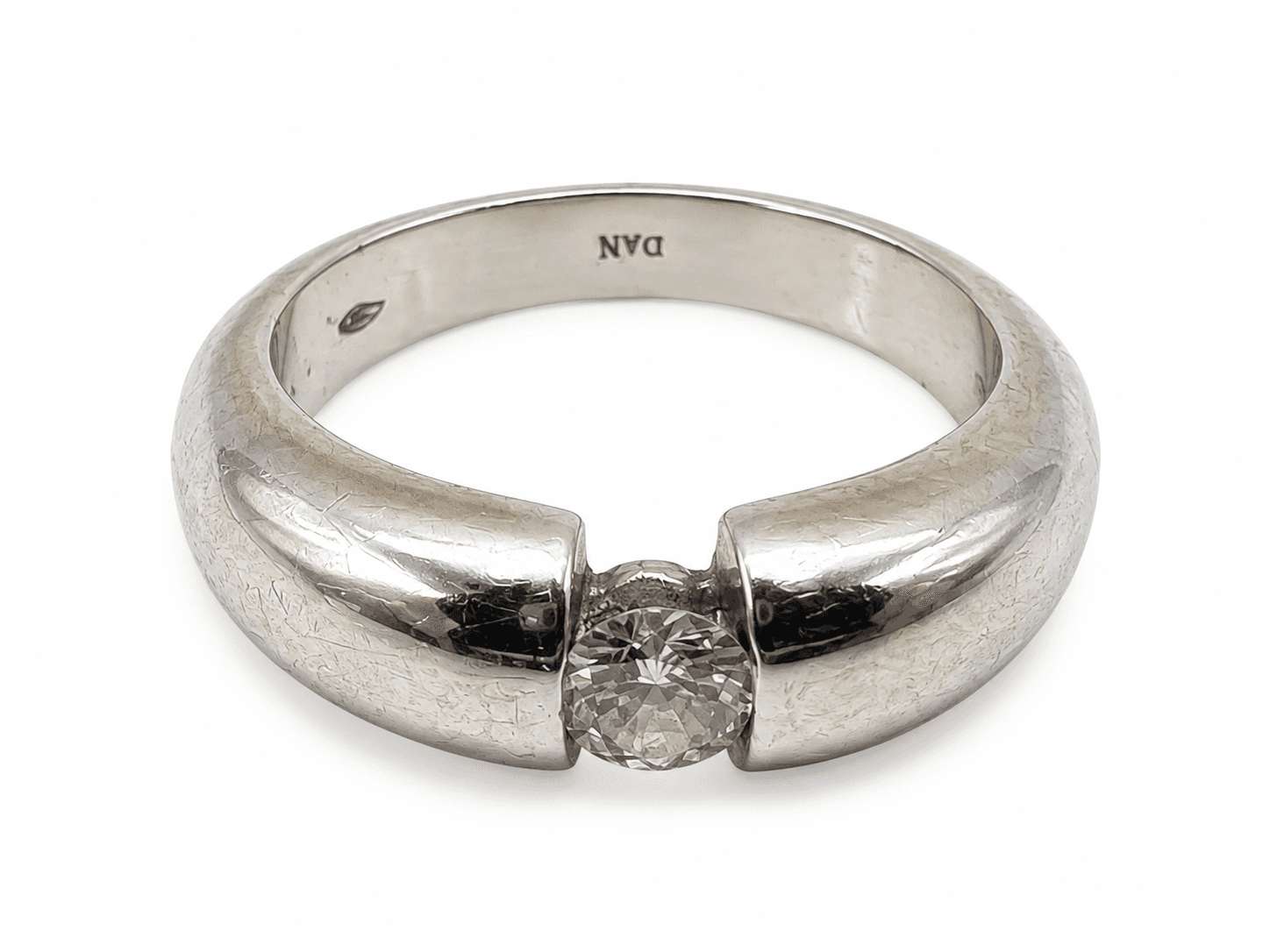Diamantring af 18 kt