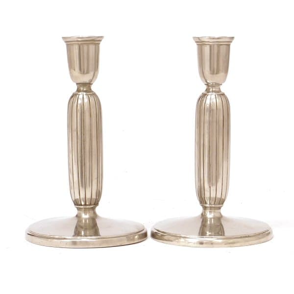 Et Par Just Andersen Art Deco lysestager udført i tin