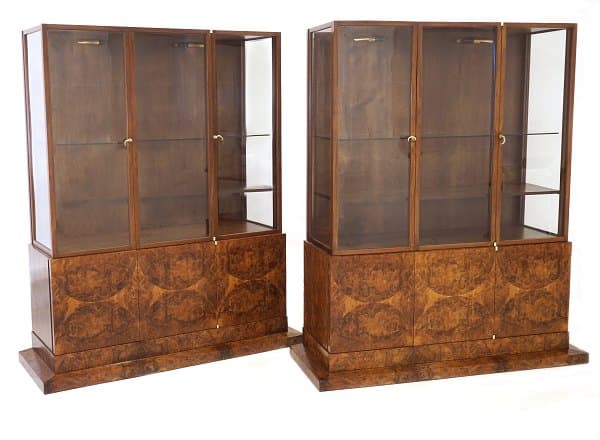 Et par danske Art Deco vitriner af Bent Helweg-Møller, 1883-1956